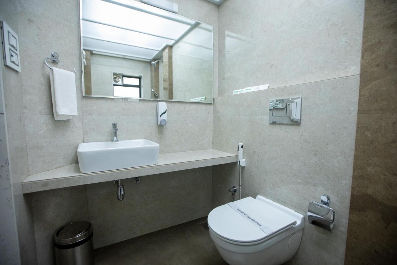 Hotel Naaz Executive 뭄바이 외부 사진