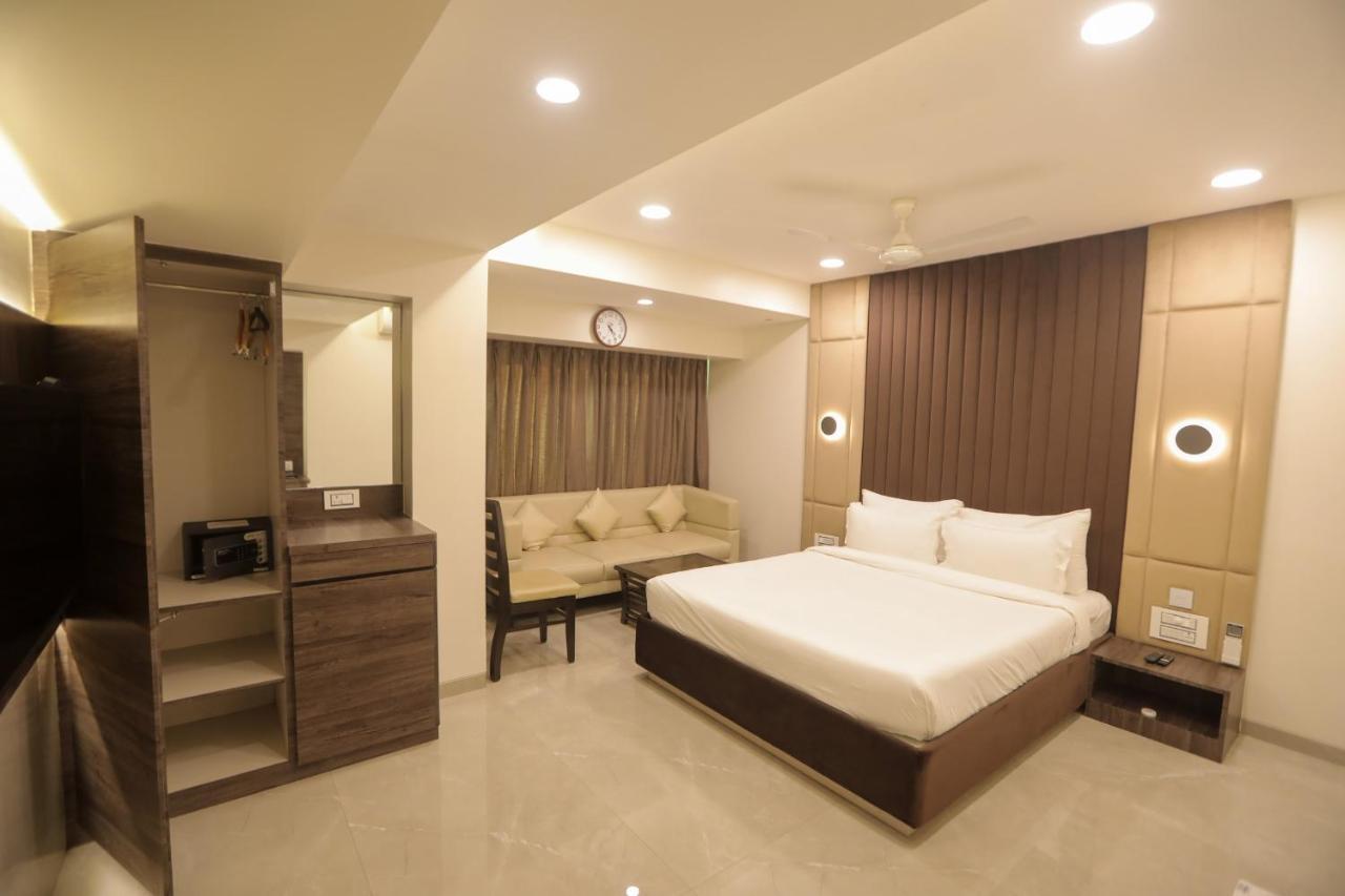 Hotel Naaz Executive 뭄바이 외부 사진