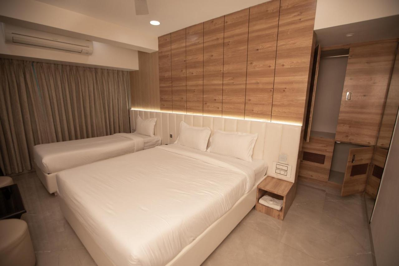 Hotel Naaz Executive 뭄바이 외부 사진